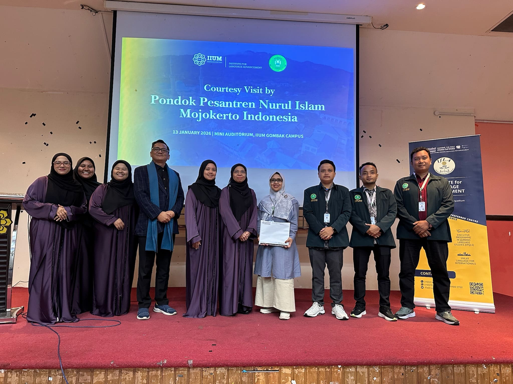 Representatives from SMA Global School, MA 1, and MA 2 Nurul Islam, together with IIUM staff